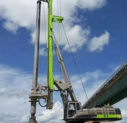 De Boringsmachine 48m Diepte Roterende Boor Rig Zr 220A van de Zoomlionstapel