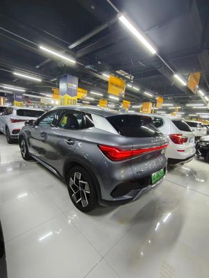 Sedan Sleek Gebruikte EV-auto bouwmachines met 2 motor grootte betrouwbare oplossing